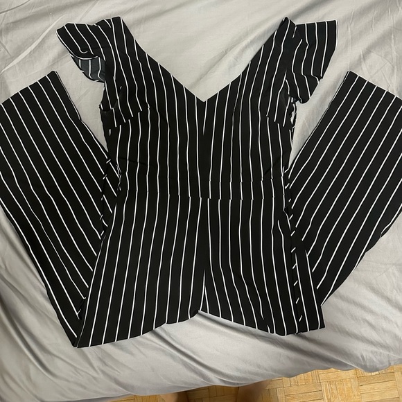 Etophe Studios Black & White Jumpsuit - Size Medium - Picture 6 of 8